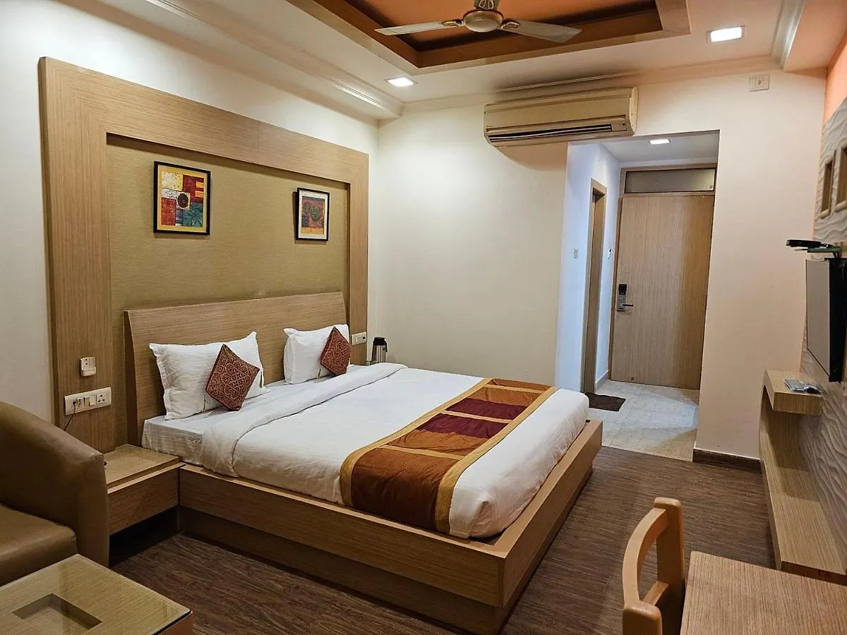 ***  Capital Plaza Residency And Conventional Center Hotel Mannarakkat India