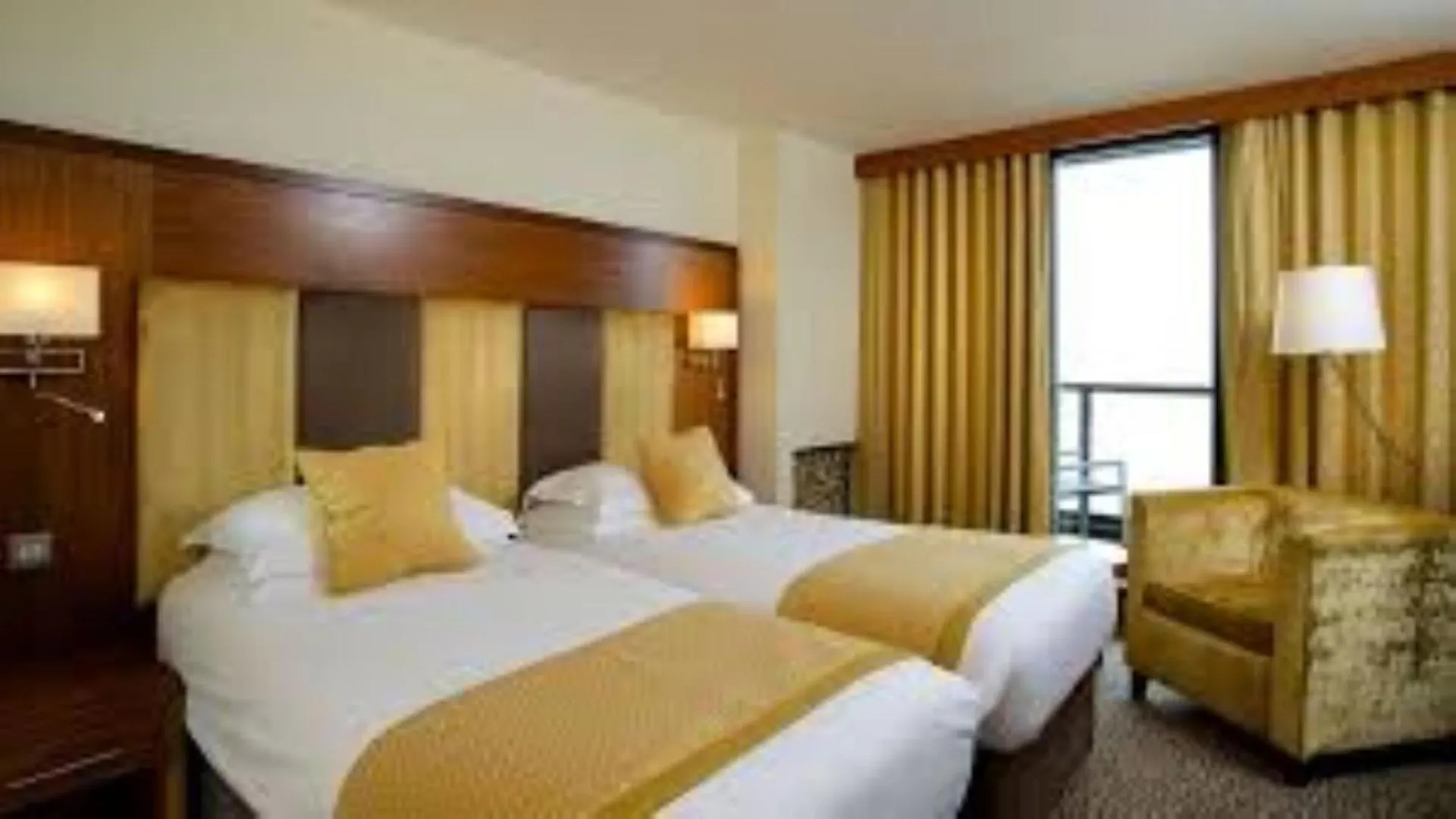 Hotel Capital Plaza Residency And Conventional Center Mannarakkat 3*,  Indien