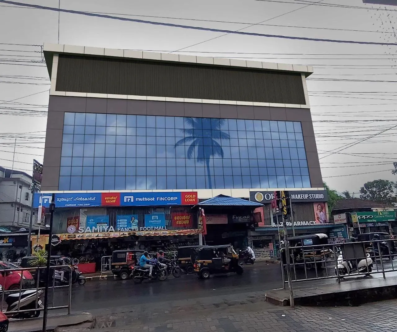 Hotel Capital Plaza Residency And Conventional Center Mannarakkat